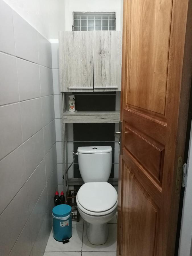 Apartamento Meublé chez Gilbert Le Tampon Exterior foto